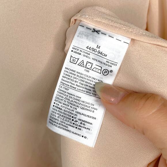 Banana Republic x Olivia Palermo Peach Pink Gathered Empire Blouse SZ M - Picture 8 of 10